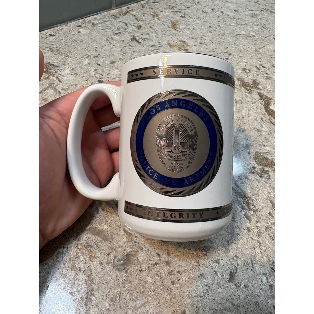 LAPD Retired Police Officer Mug w/ City Seal - Picture 2 of 8